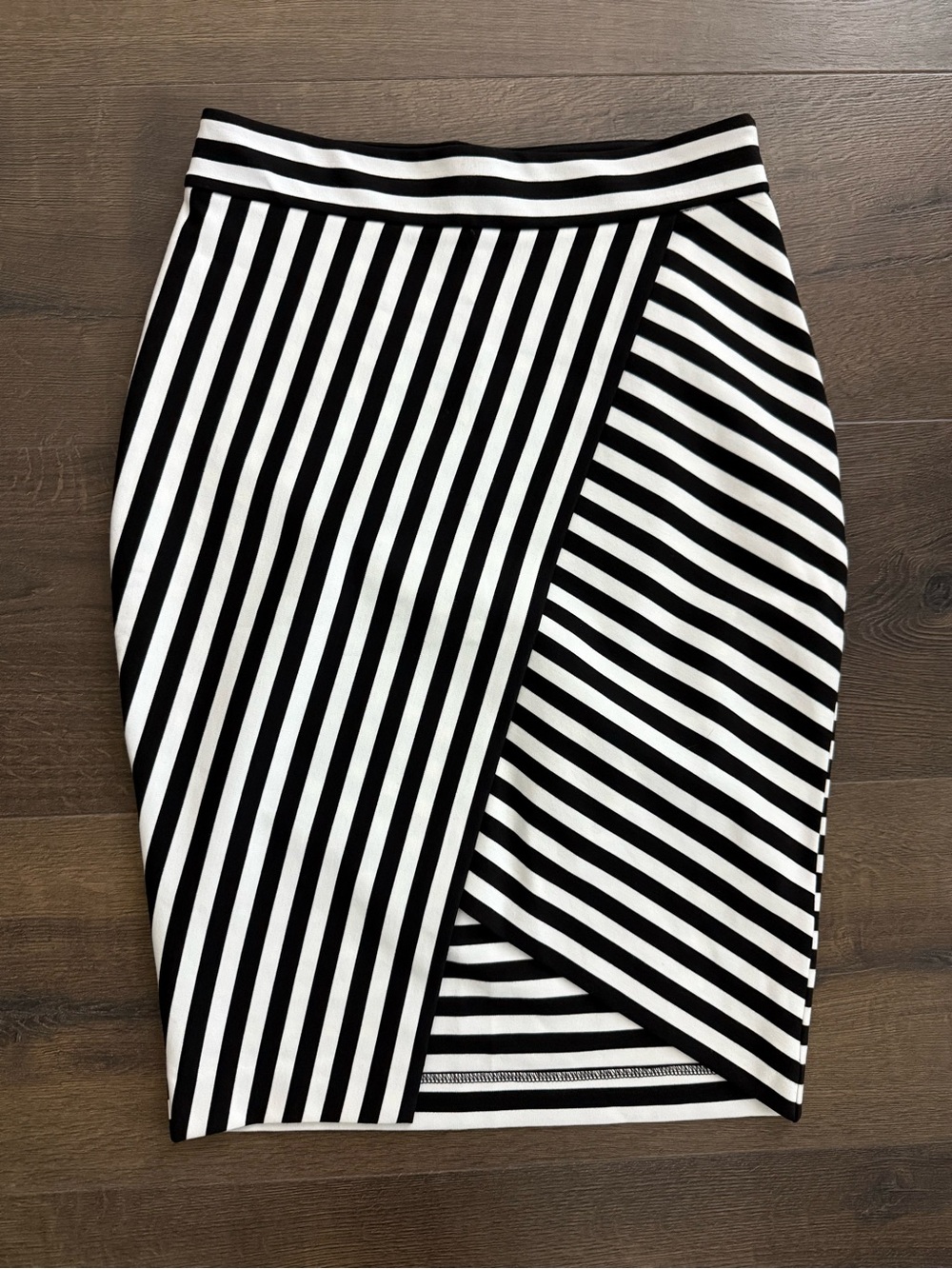 NWOT Express Black & White Striped Wrap Pencil Skirt